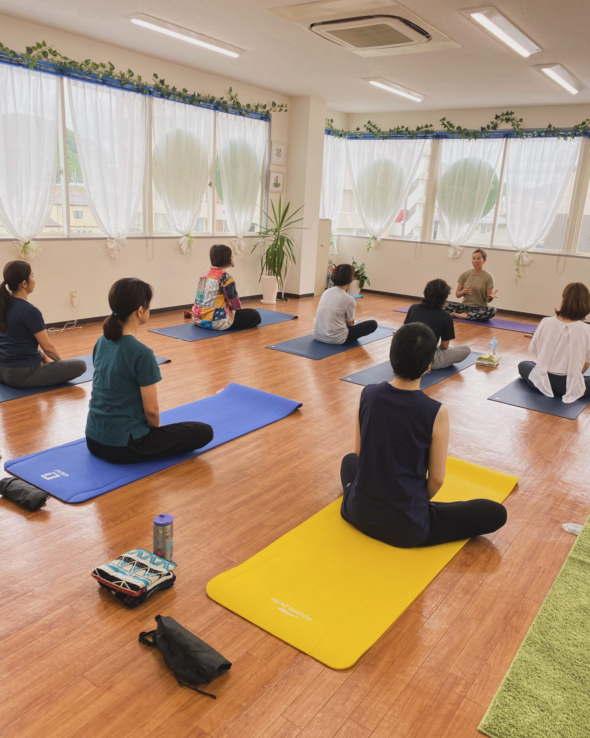 ヨガ＆ピラティススタジオ（いわき市平）昼のレッスン